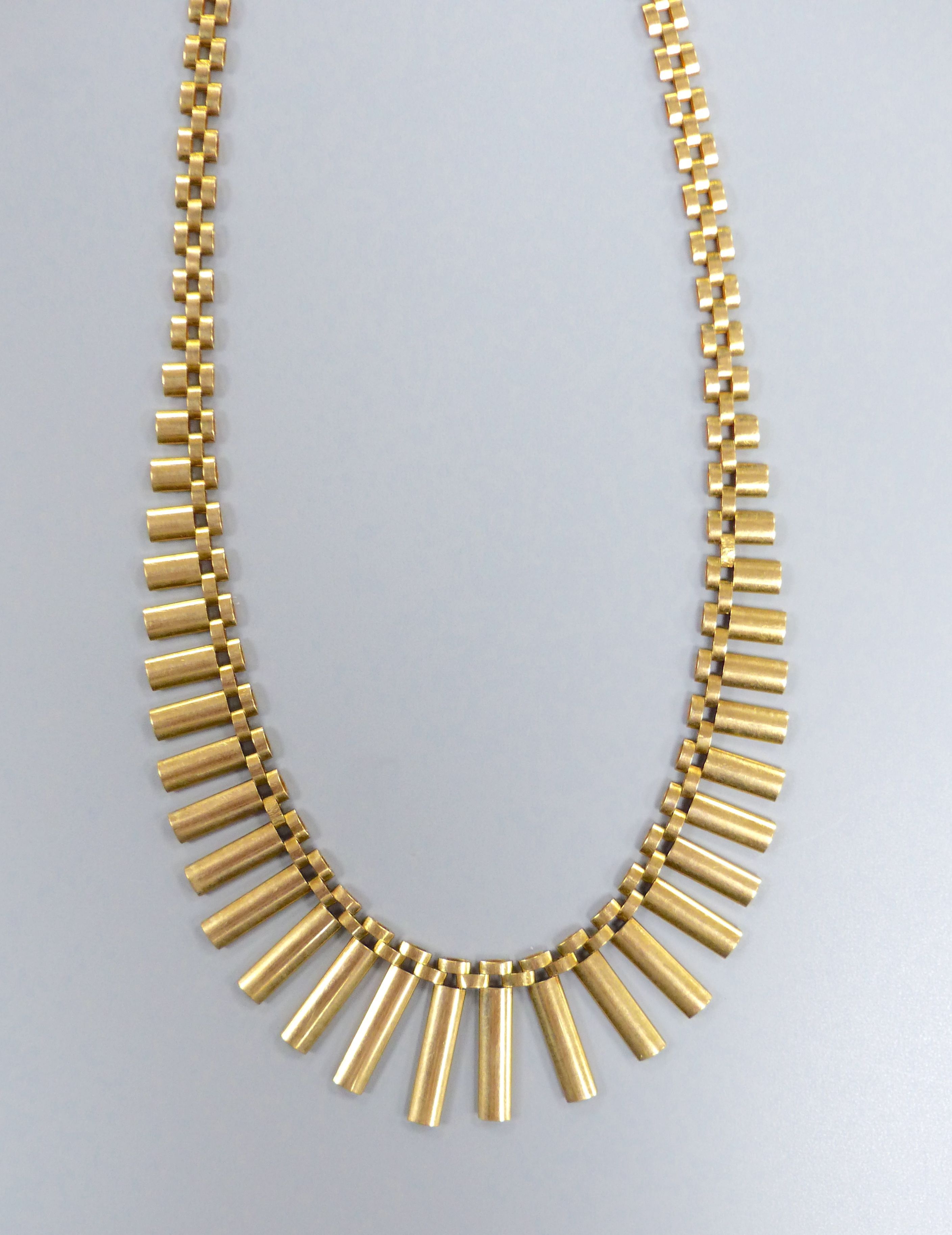 A modern 9ct gold fringe necklace, 42cm,